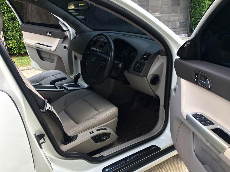 VOLVO V50 2.0 2011