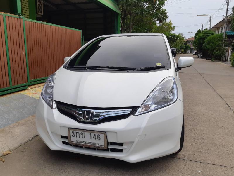 HONDA JAZZ HYBRID 2013