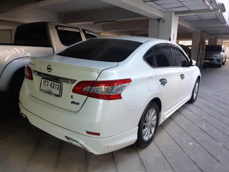 NISSAN SYLPHY 2013