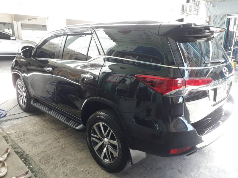 TOYOTA FORTUNER 2015