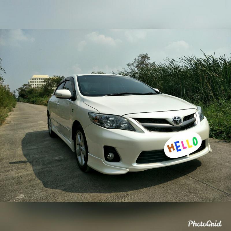 TOYOTA Collora Altis 2.0V Dual VTT-i 2011
