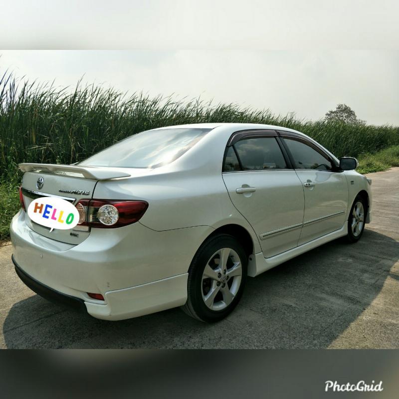 TOYOTA Collora Altis 2.0V Dual VTT-i 2011