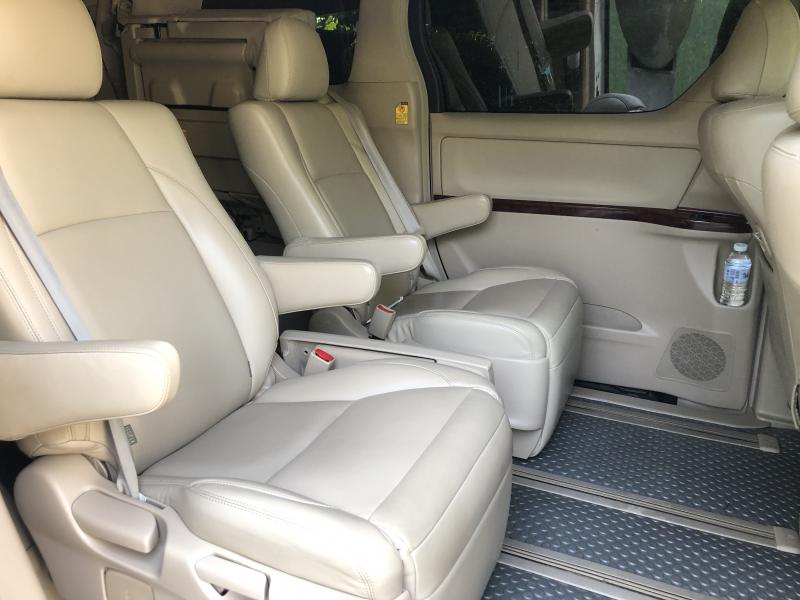 TOYOTA alphard 2011