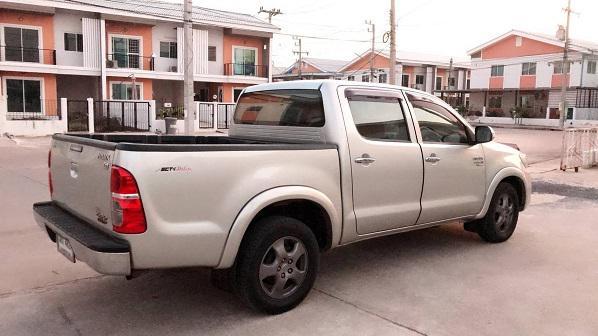 TOYOTA Vigo แชมป์ 4 ประตู 2012