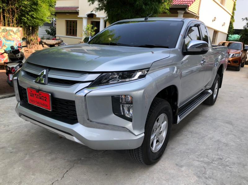 MITSUBISHI TRITON CAB 2.4 GLX PLUS 2019