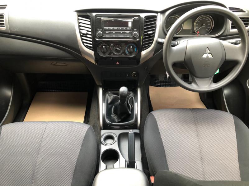 MITSUBISHI TRITON CAB 2.4 GLX PLUS 2019