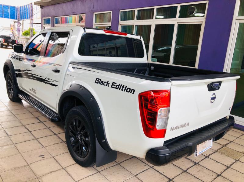 NISSAN NAVARA NP300 DOUBLECAB 2.5 E BLACK EDITION 2018
