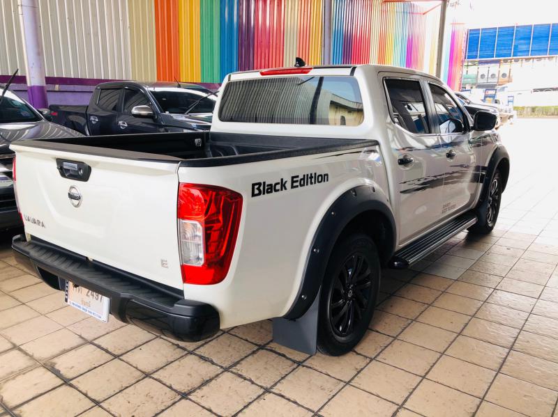 NISSAN NAVARA NP300 DOUBLECAB 2.5 E BLACK EDITION 2018