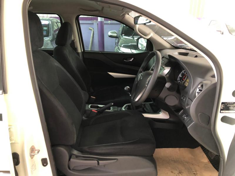 NISSAN NAVARA NP300 DOUBLECAB 2.5 E BLACK EDITION 2018
