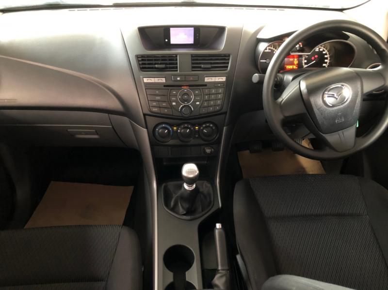 MAZDA BT50 PRO DOUBLECAB 2.2 HIRACER 2019