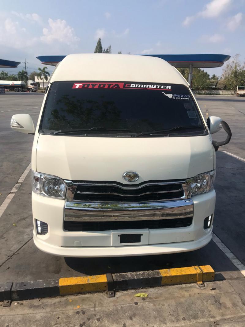 TOYOTA Commuter 2016