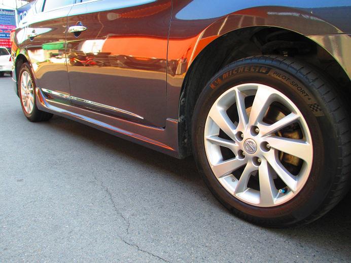 NISSAN SYLPHY 1.8V 2013