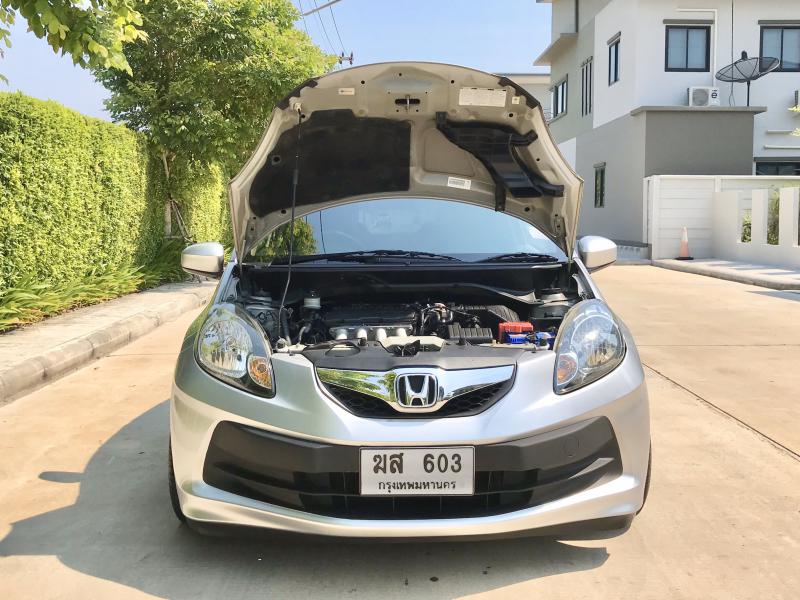 HONDA BRIO 1.2 V HATCHBACK ปี2012 2012