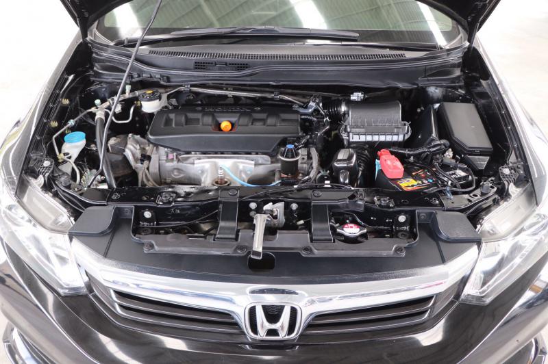 HONDA civic 1.8 e navi 2013