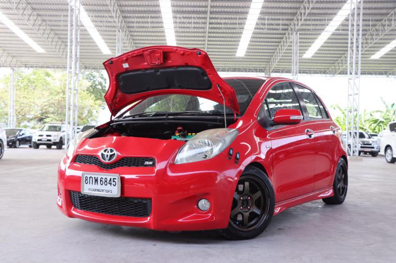 TOYOTA YARIS 2013