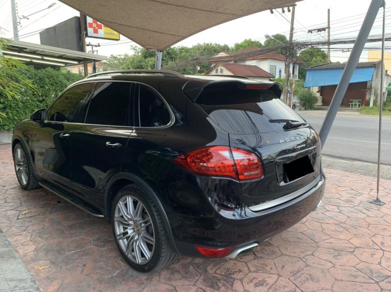 PORSCHE CAYENNE DIESEL 3.0 2010