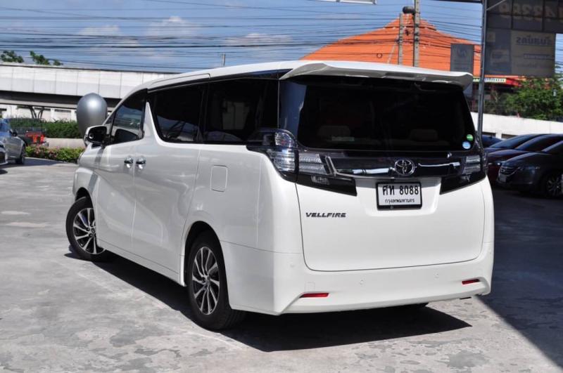 TOYOTA Vellfire 2.5 2017