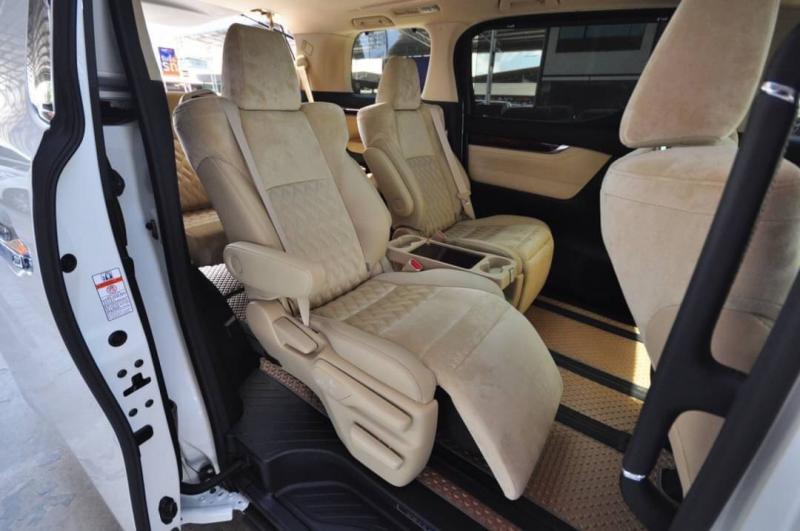 TOYOTA Vellfire 2.5 2017