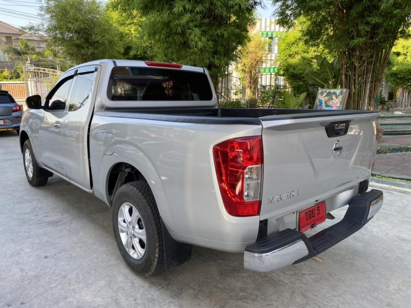 NISSAN np300 2019