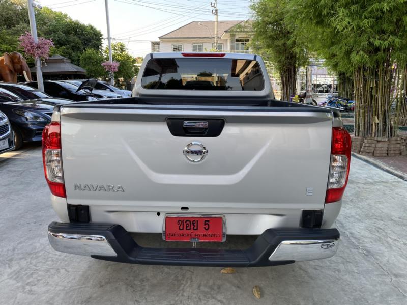 NISSAN np300 2019