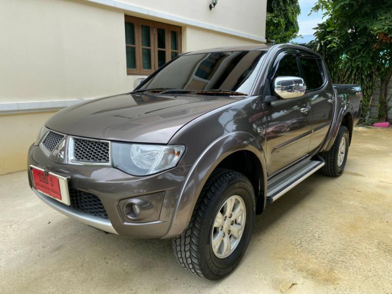 MITSUBISHI TRITON 2015