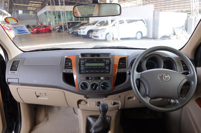 TOYOTA ้hilux vigo 2010