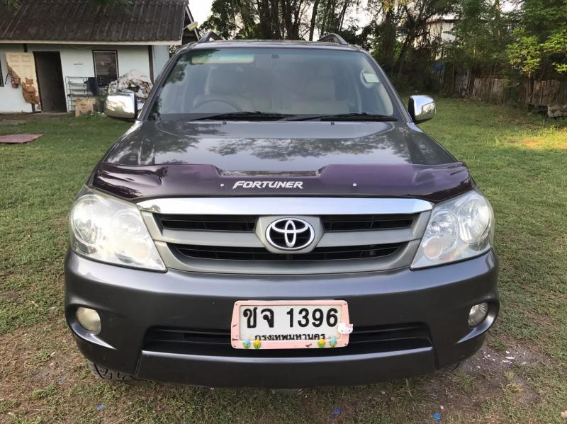 TOYOTA Fortuner 3.0 V AT 2007