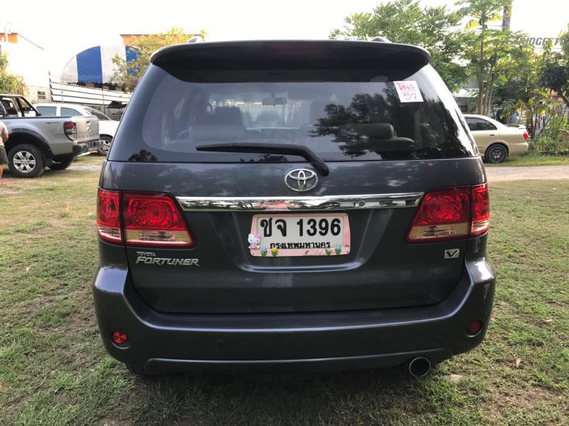 TOYOTA Fortuner 3.0 V AT 2007