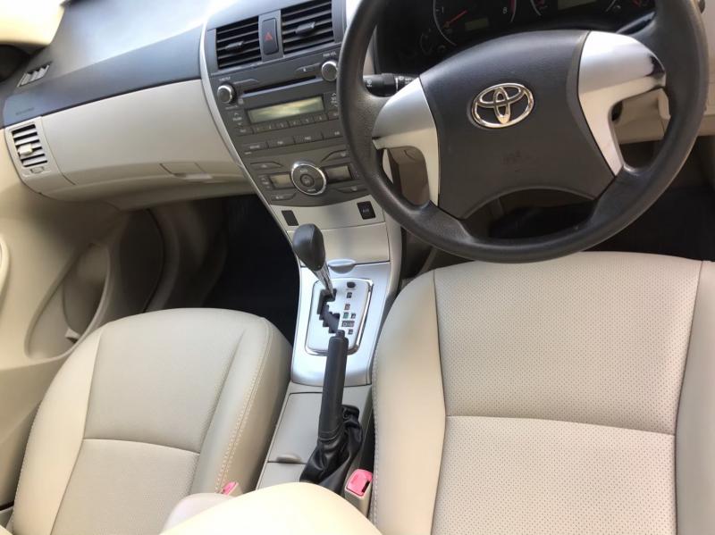 TOYOTA Corolla Altis 1.8 G AT 2011