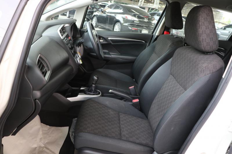 HONDA jazz 1.5 s 2014