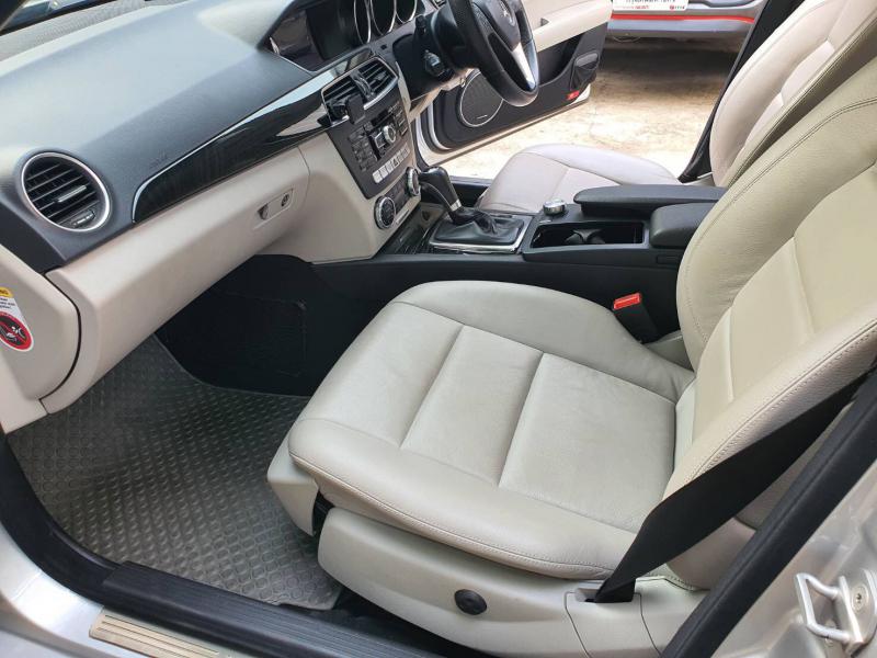 BENZ C 250 CGI avant-garde ปี 12 2012
