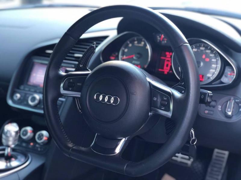0 R8 V8 Coupe 4.2 FSI Quattro 2008