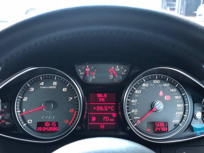 0 R8 V8 Coupe 4.2 FSI Quattro 2008