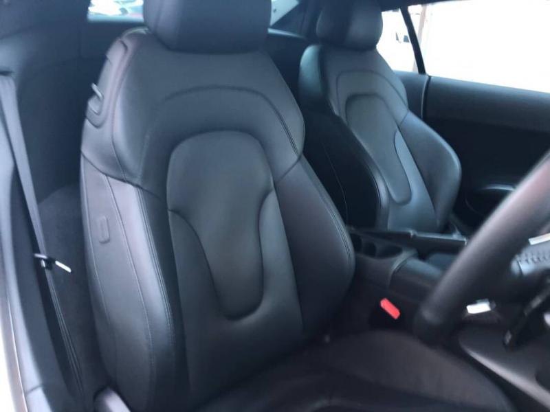 0 R8 V8 Coupe 4.2 FSI Quattro 2008