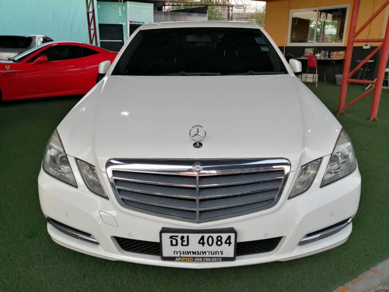 BENZ E200NGT 2013