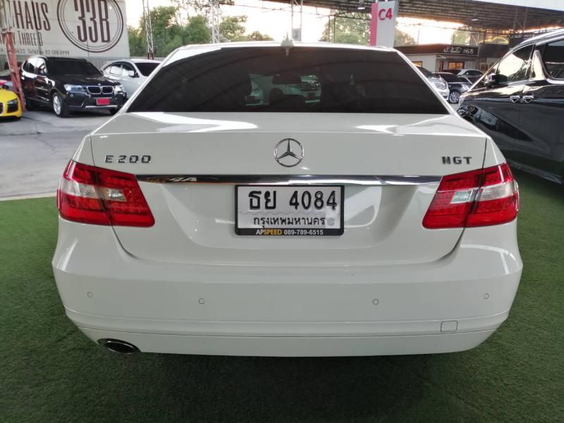 BENZ E200NGT 2013