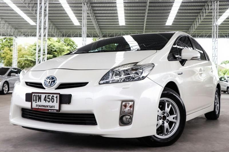 TOYOTA prius 1.8 Top hybrid Hatchback 2011