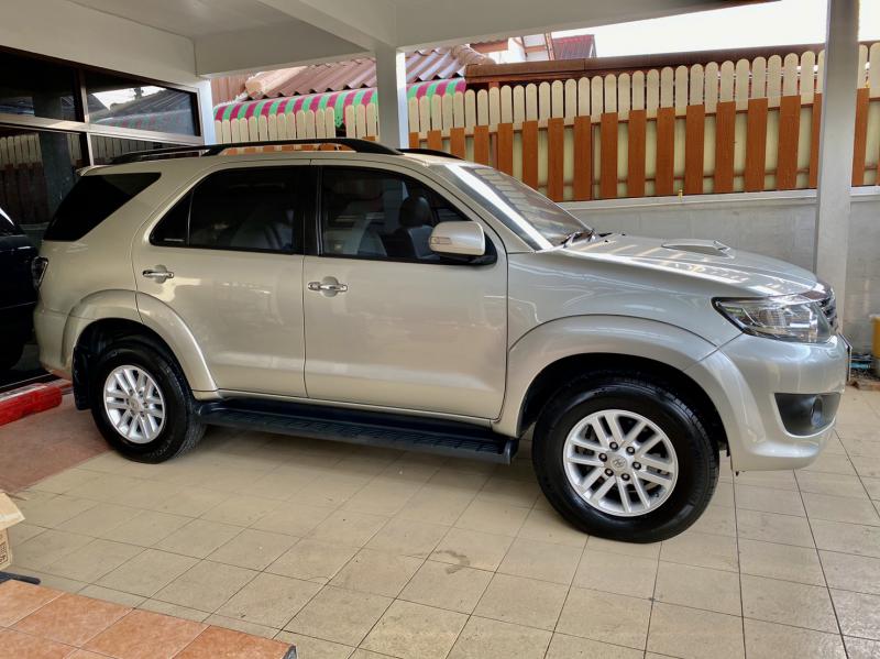 TOYOTA 3000 v 4x4 2012