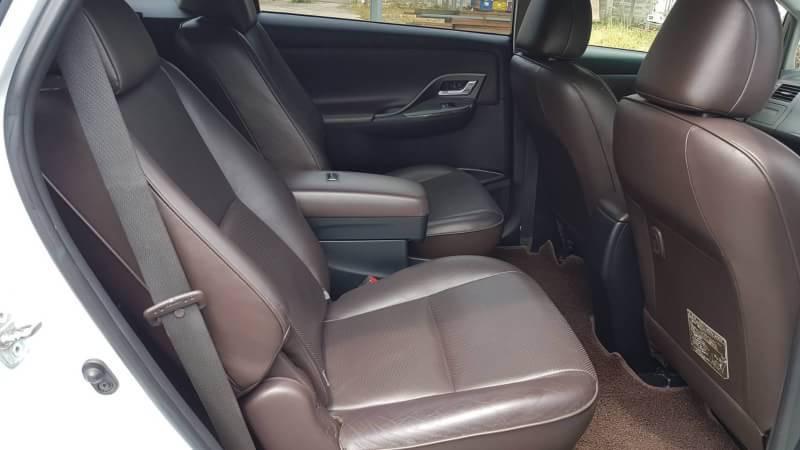 TOYOTA Mark x zio ปี 07 2009