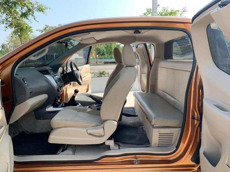 NISSAN NAVARA NP300 2.5 Mt ปี15 2015