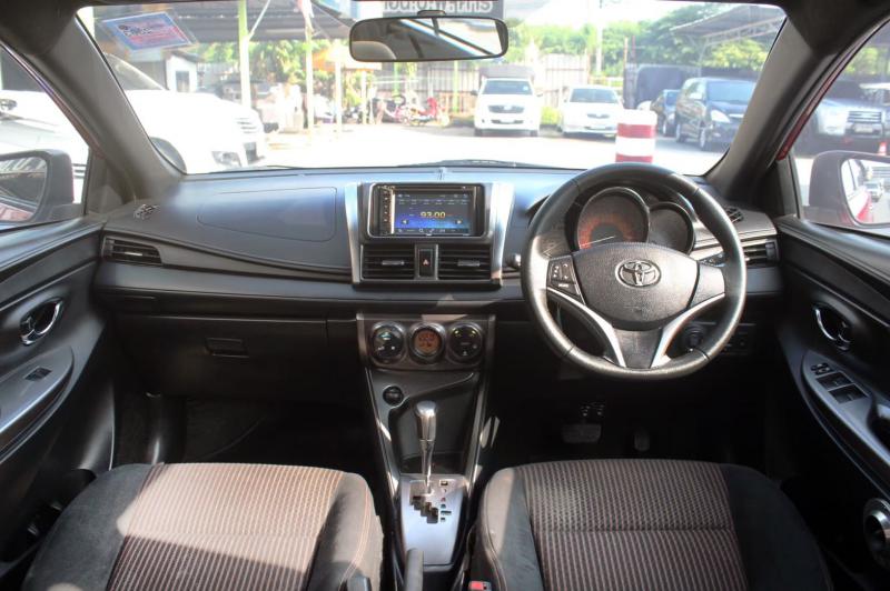 TOYOTA YARIS 1.2 G 2014