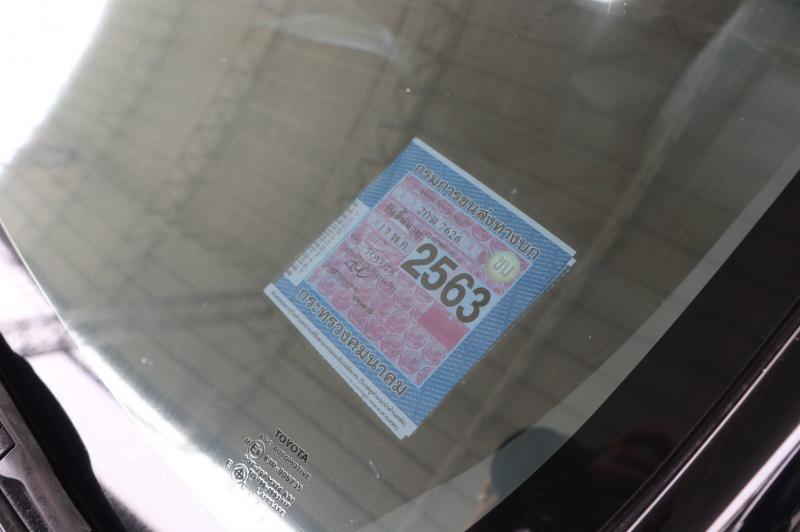 TOYOTA altis 1.8e 2013