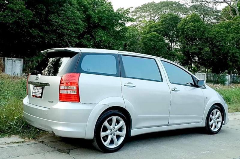 TOYOTA WISH 2.0Q 2004