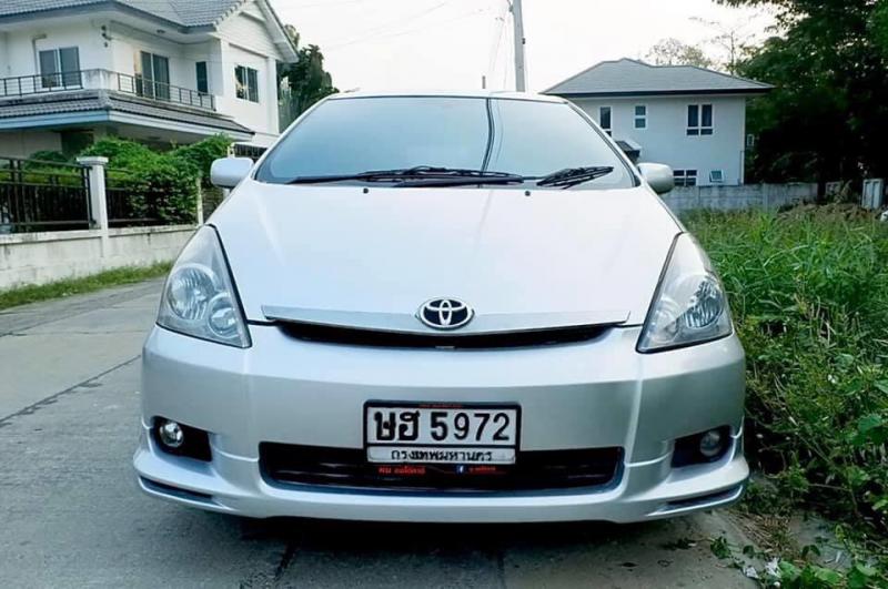 TOYOTA WISH 2.0Q 2004