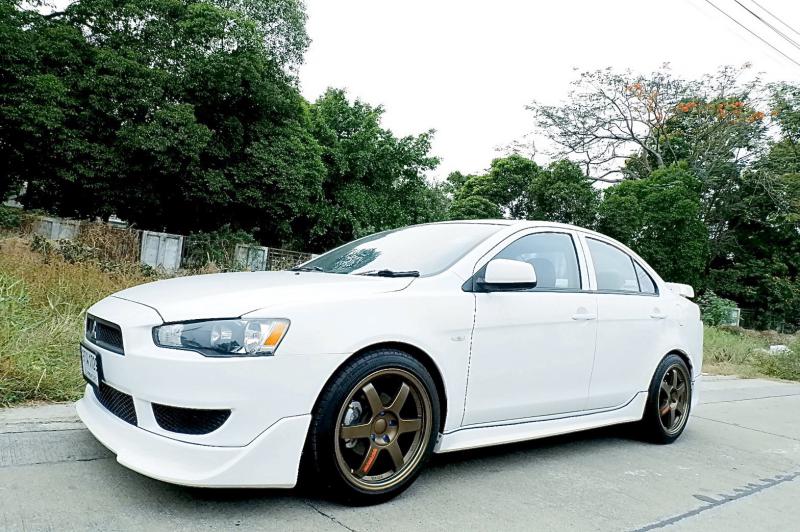 MITSUBISHI Lancer EX 1.8 2011