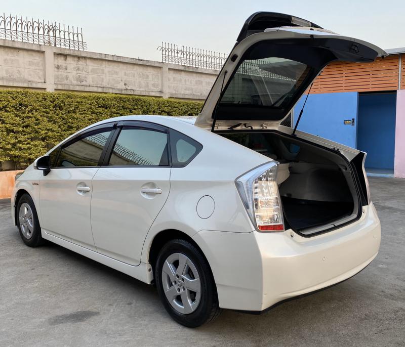 TOYOTA PRIUS 1.8 HYBRID 2011