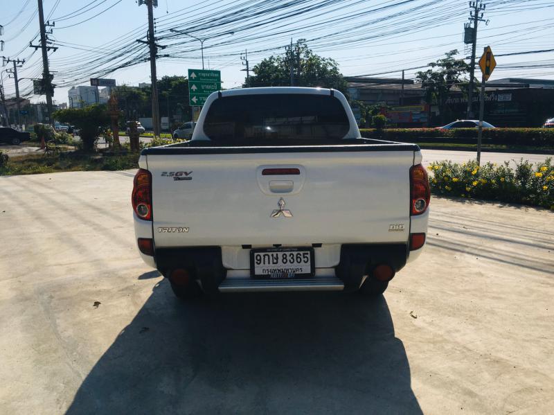 MITSUBISHI TRITON 2014