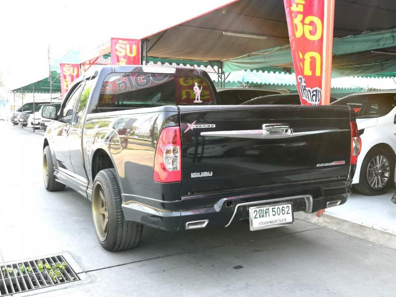 ISUZU DMAX 2011