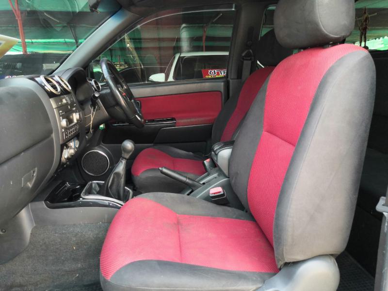 ISUZU DMAX 2011