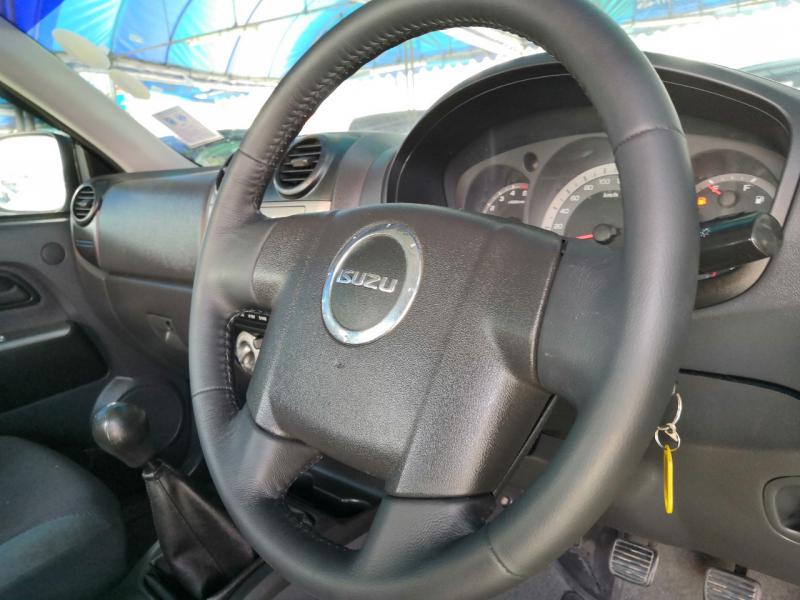 ISUZU DMAX 2010